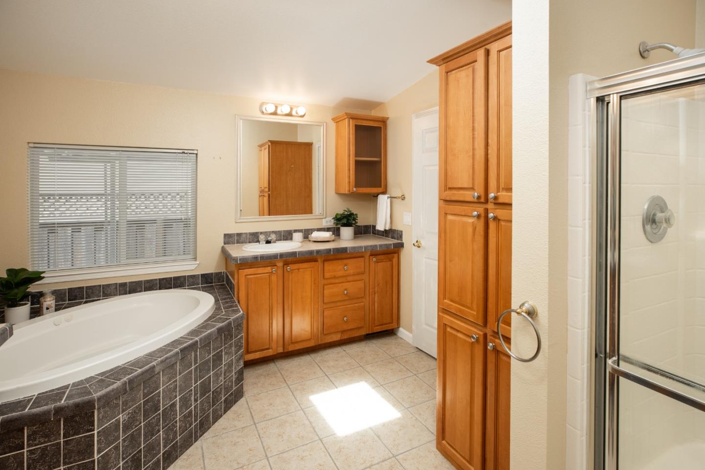 Detail Gallery Image 24 of 45 For 1225 Vienna Dr #933,  Sunnyvale,  CA 94089 - 3 Beds | 2 Baths