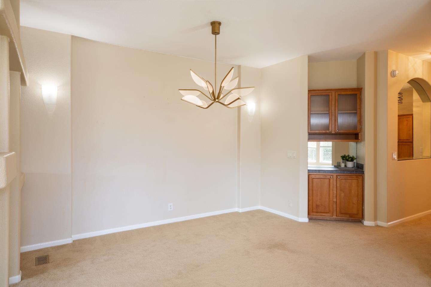 Detail Gallery Image 8 of 45 For 1225 Vienna Dr #933,  Sunnyvale,  CA 94089 - 3 Beds | 2 Baths