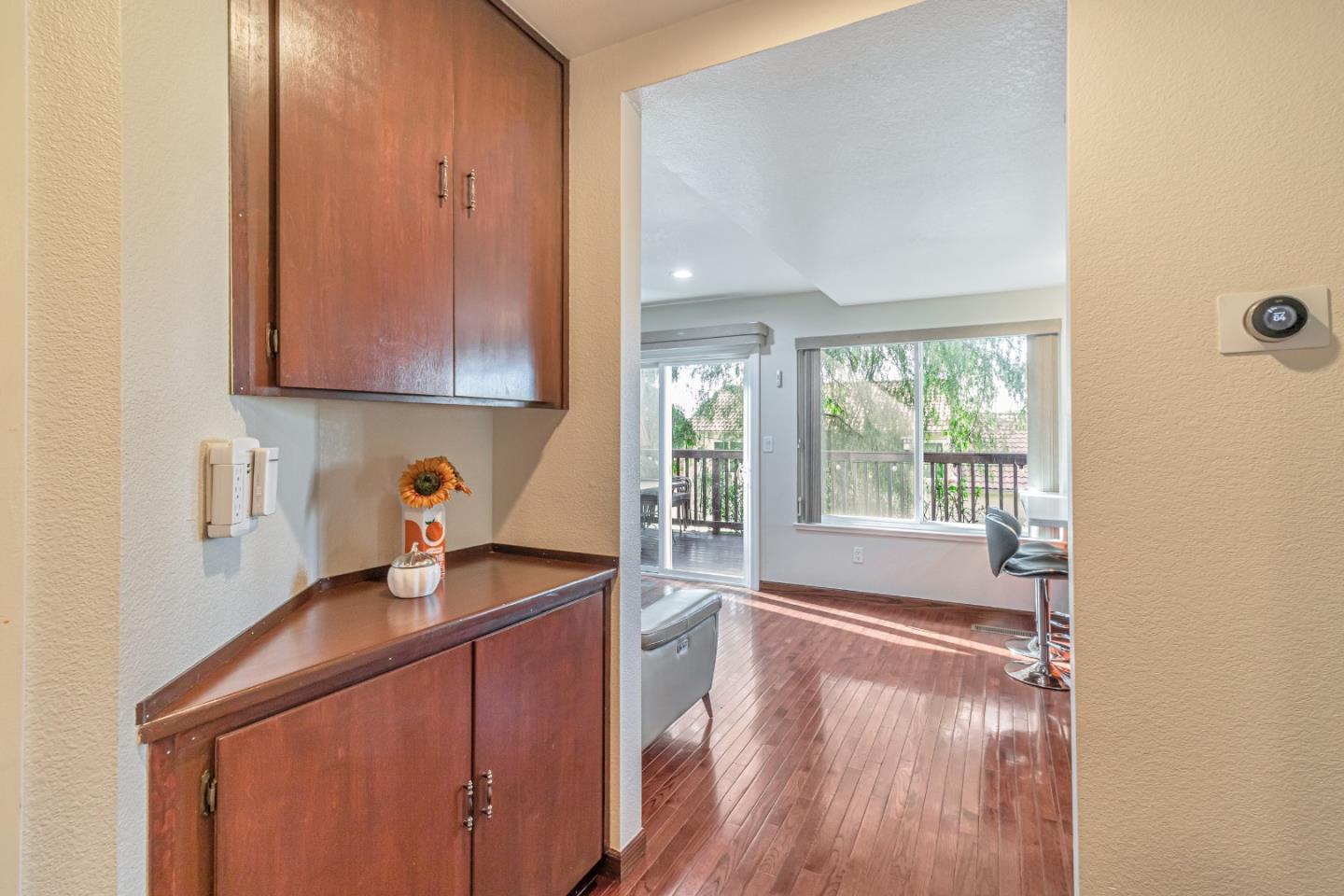 Detail Gallery Image 15 of 42 For 606 Skyway Dr, San Jose,  CA 95111 - 3 Beds | 3 Baths
