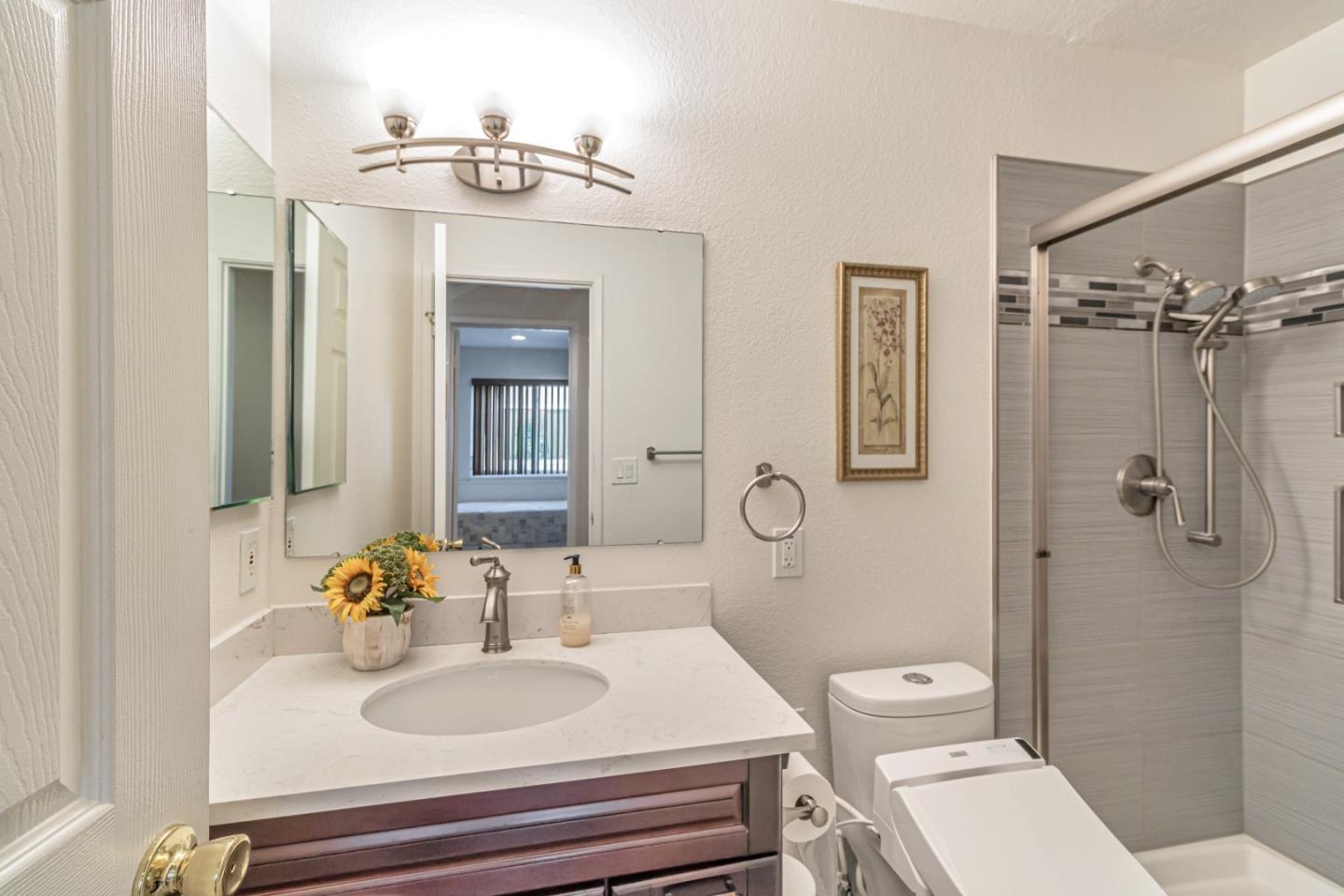 Detail Gallery Image 24 of 42 For 606 Skyway Dr, San Jose,  CA 95111 - 3 Beds | 3 Baths