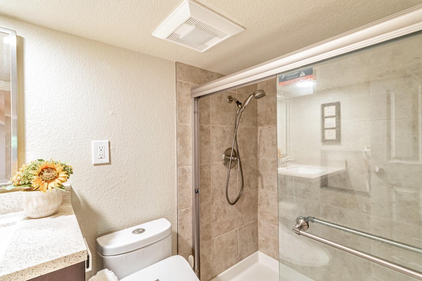 Detail Gallery Image 30 of 42 For 606 Skyway Dr, San Jose,  CA 95111 - 3 Beds | 3 Baths