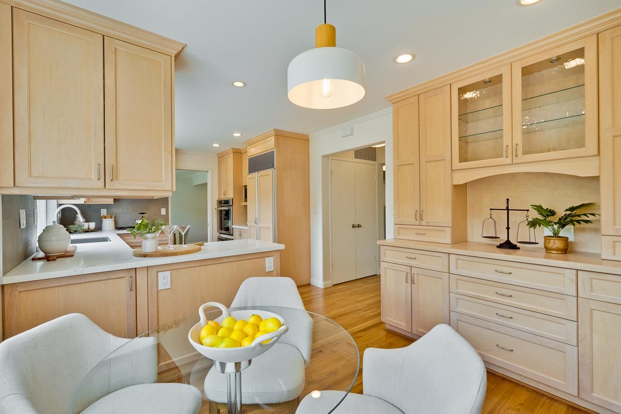 Detail Gallery Image 16 of 55 For 10335 Dempster Ave, Cupertino,  CA 95014 - 5 Beds | 3 Baths
