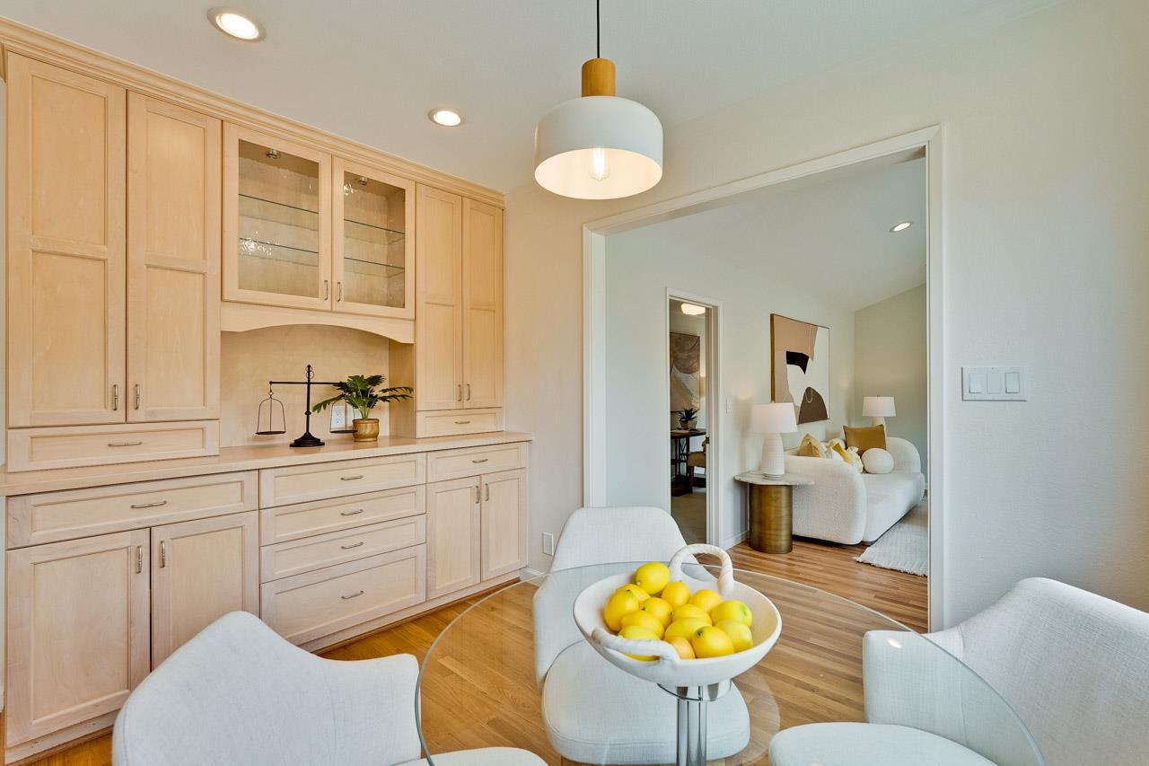 Detail Gallery Image 18 of 55 For 10335 Dempster Ave, Cupertino,  CA 95014 - 5 Beds | 3 Baths