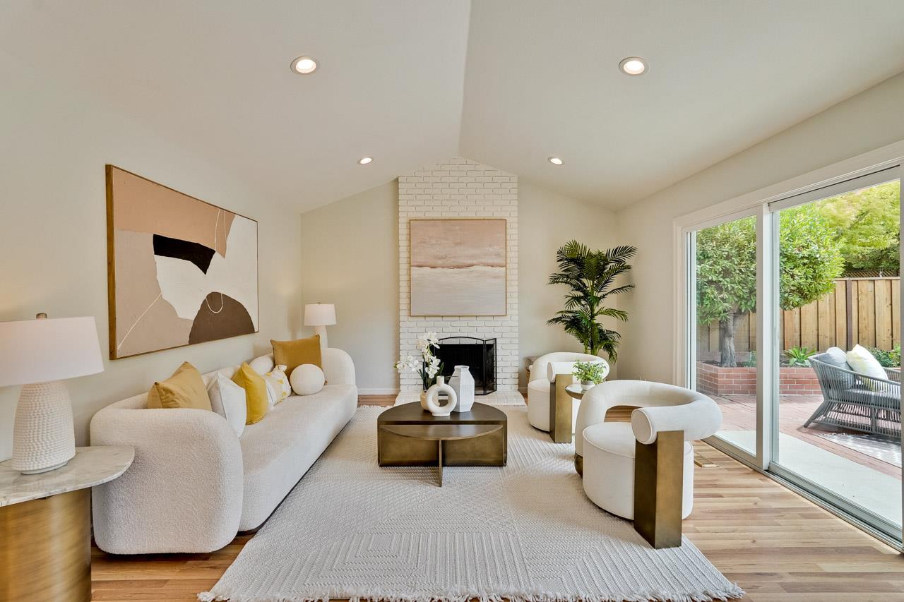 Detail Gallery Image 20 of 55 For 10335 Dempster Ave, Cupertino,  CA 95014 - 5 Beds | 3 Baths
