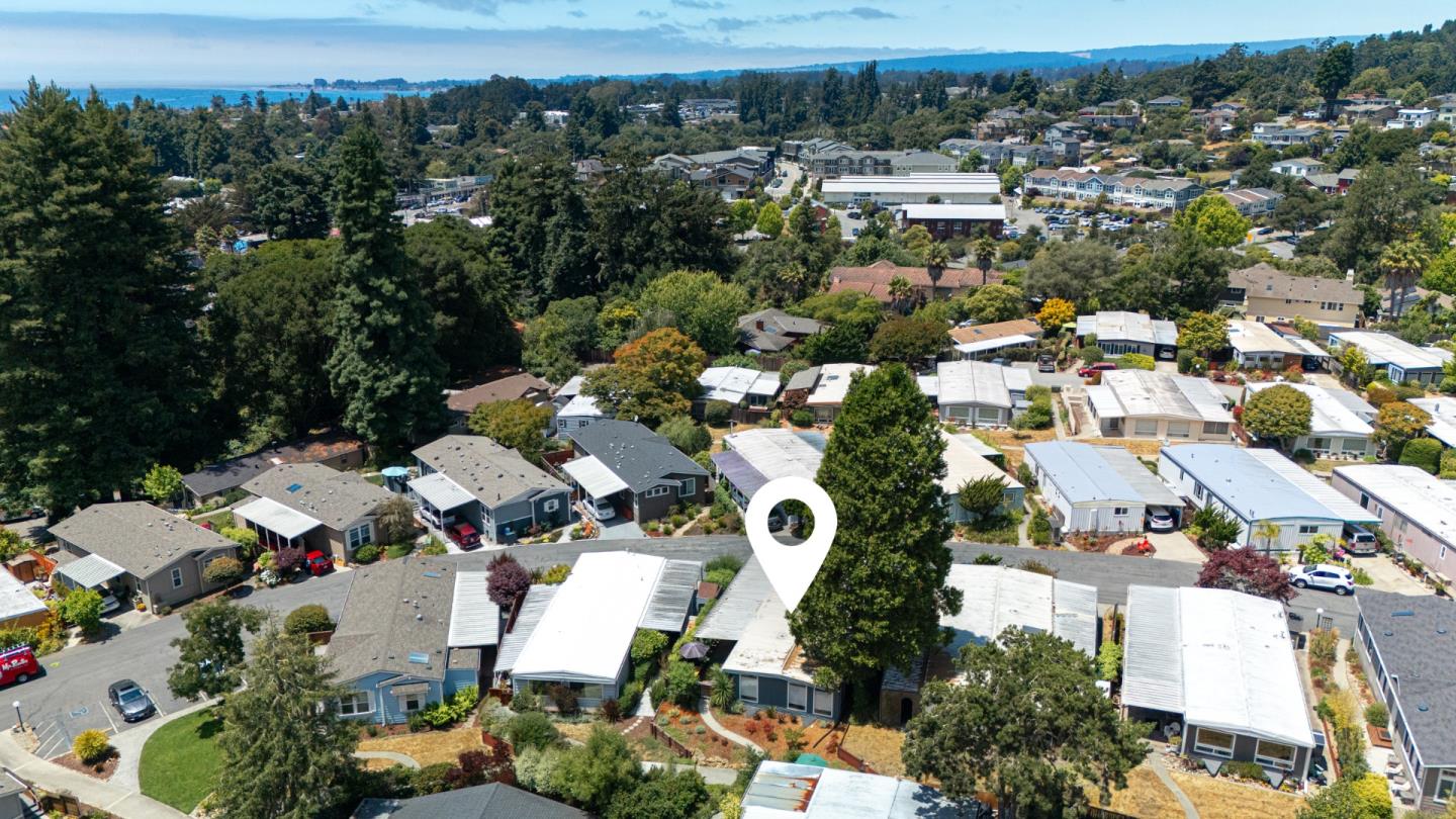 Detail Gallery Image 12 of 15 For 33 Knollwood Dr, Aptos,  CA 95003 - 2 Beds | 2 Baths