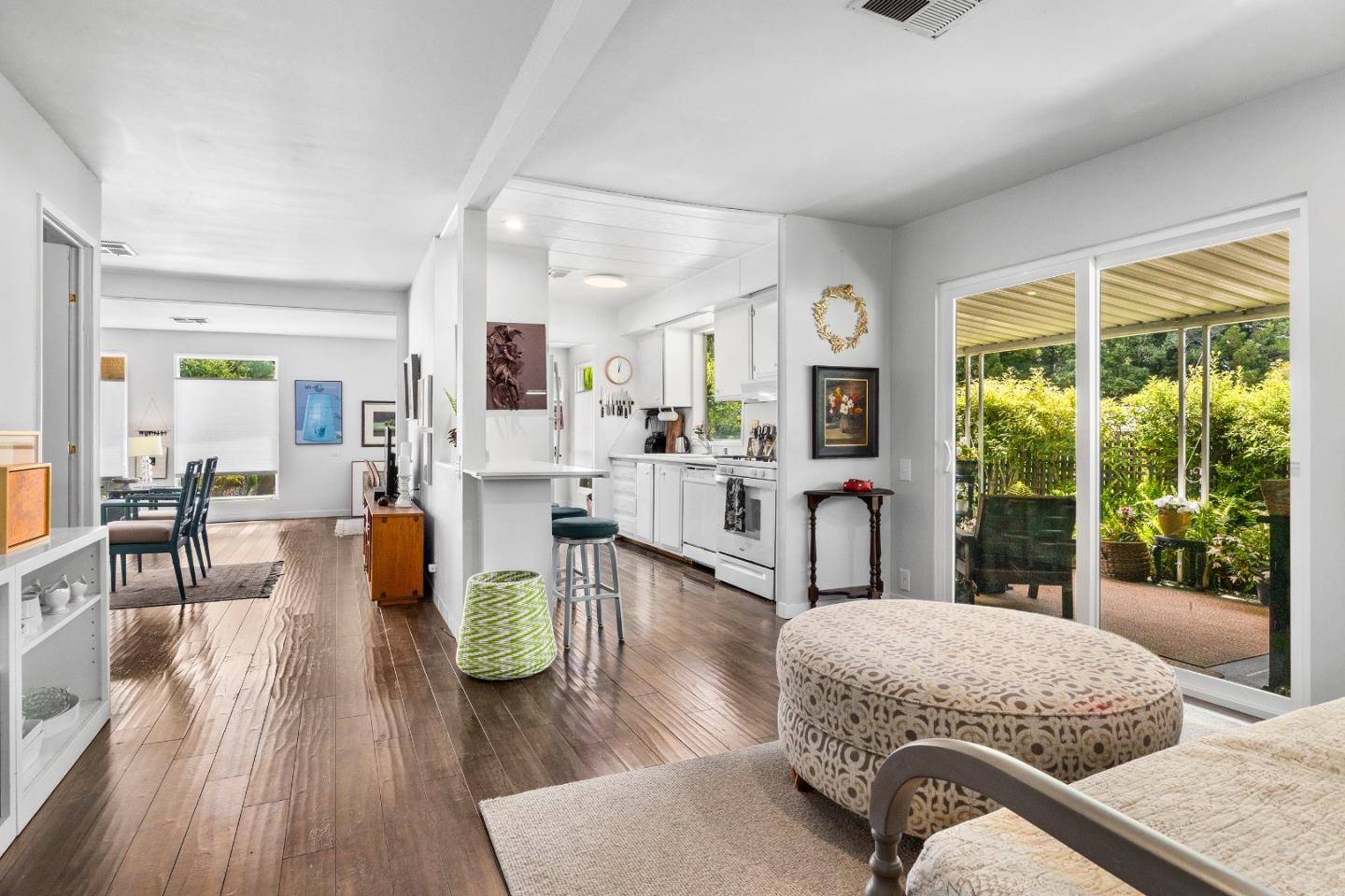 Detail Gallery Image 9 of 15 For 33 Knollwood Dr, Aptos,  CA 95003 - 2 Beds | 2 Baths