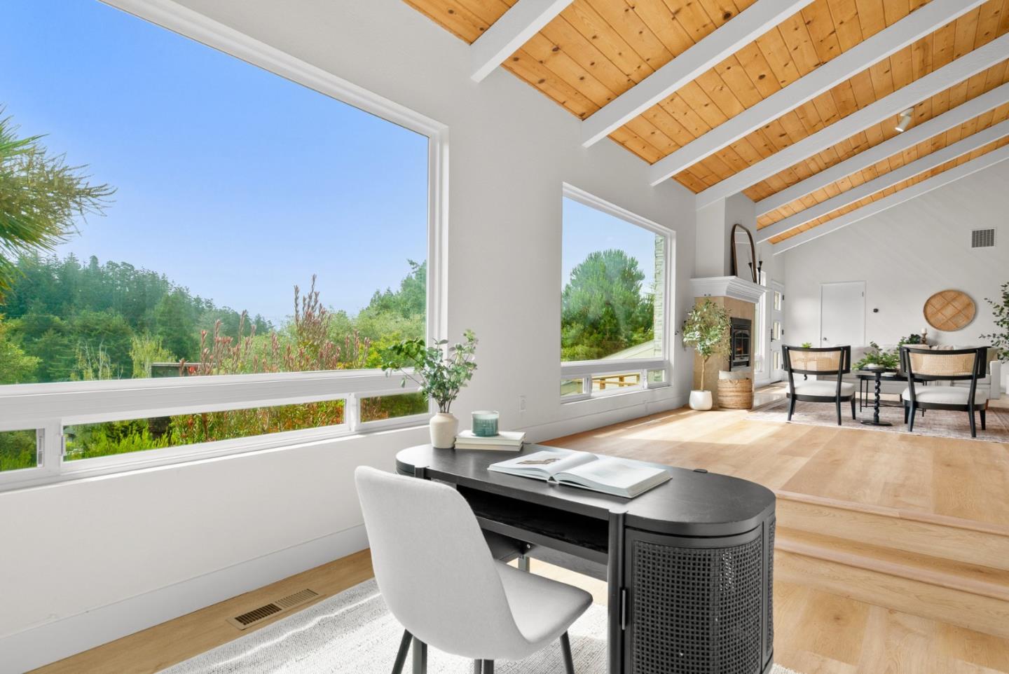 Detail Gallery Image 15 of 73 For 115 Calcita Dr, Santa Cruz,  CA 95060 - 3 Beds | 2 Baths