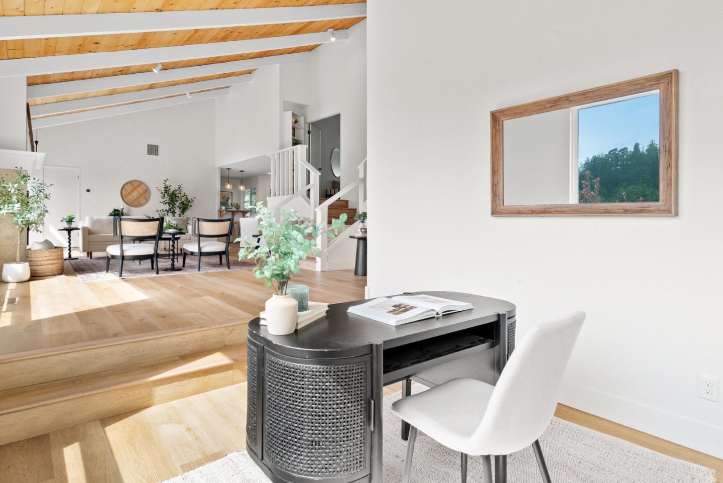 Detail Gallery Image 16 of 73 For 115 Calcita Dr, Santa Cruz,  CA 95060 - 3 Beds | 2 Baths
