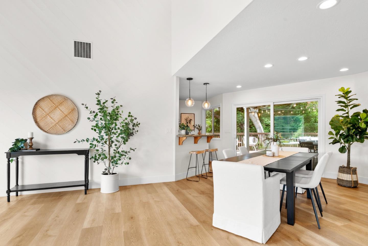 Detail Gallery Image 20 of 73 For 115 Calcita Dr, Santa Cruz,  CA 95060 - 3 Beds | 2 Baths