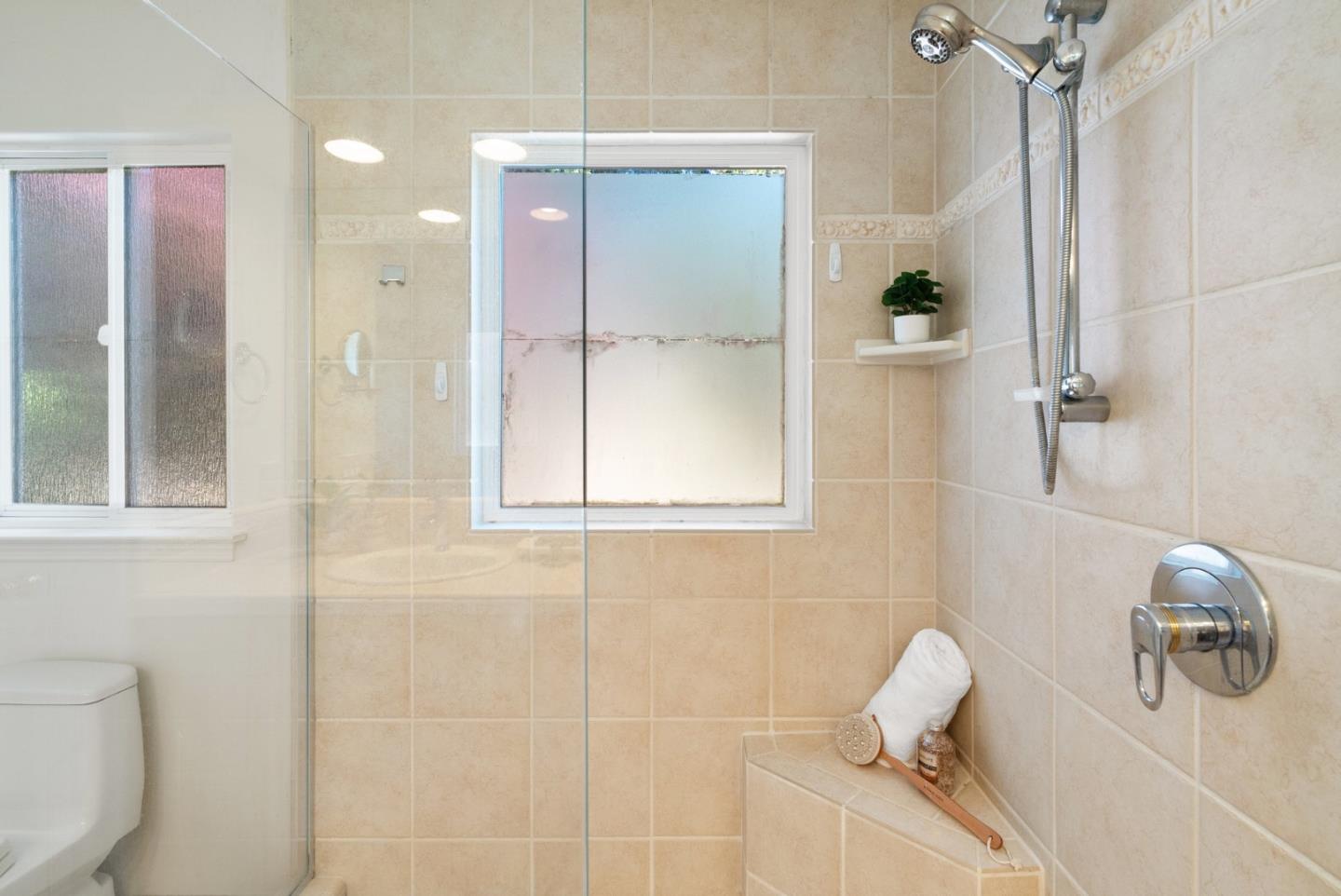 Detail Gallery Image 41 of 73 For 115 Calcita Dr, Santa Cruz,  CA 95060 - 3 Beds | 2 Baths
