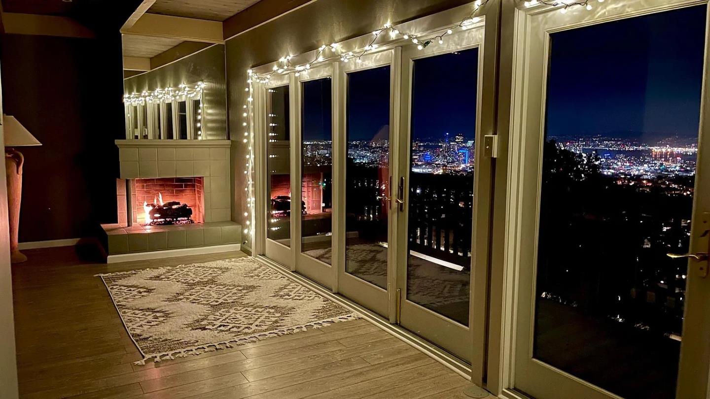 Detail Gallery Image 5 of 12 For 807 Burnette Ave, San Francisco,  CA 94131 - – Beds | – Baths