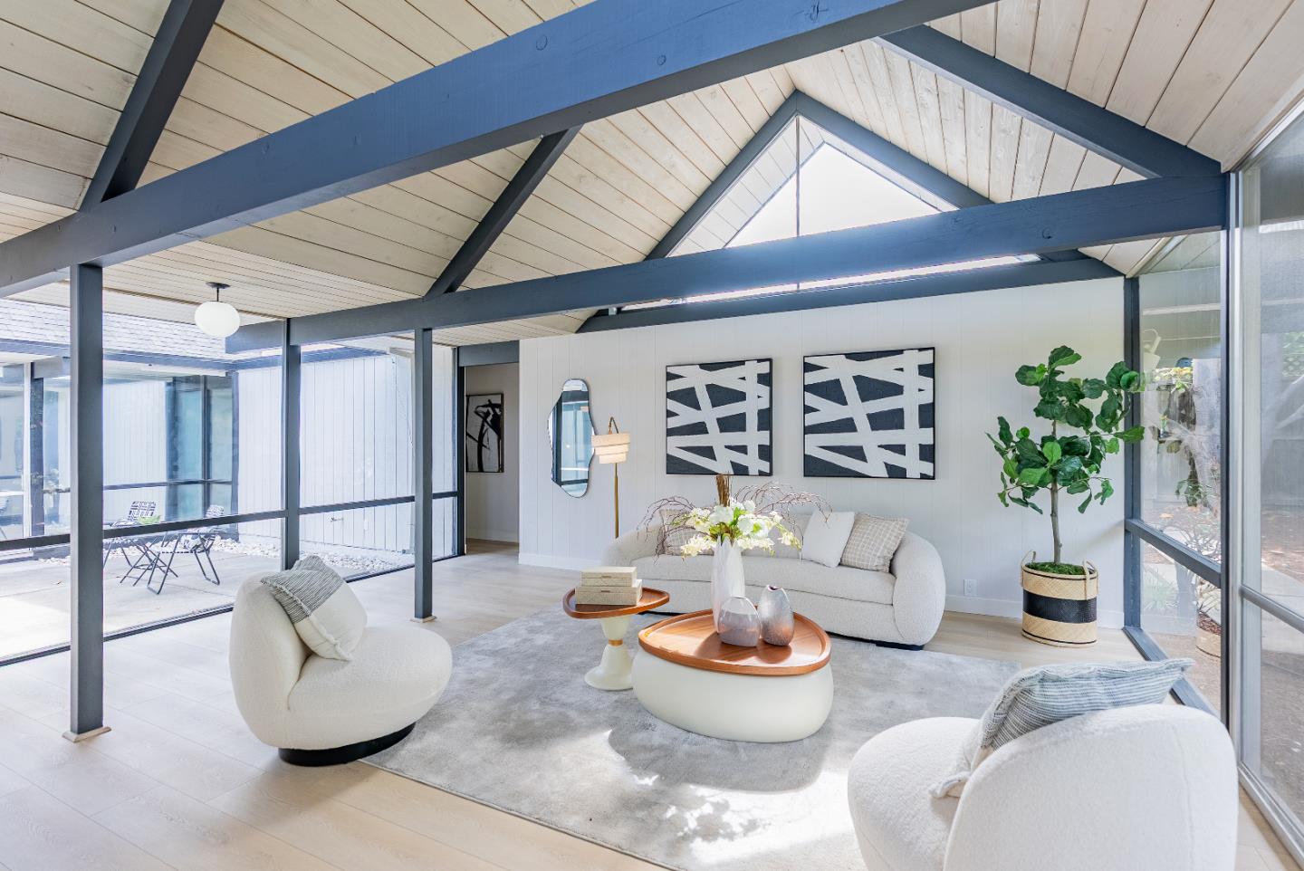 Detail Gallery Image 10 of 48 For 941 Pendleton Ave, Sunnyvale,  CA 94087 - 4 Beds | 2 Baths