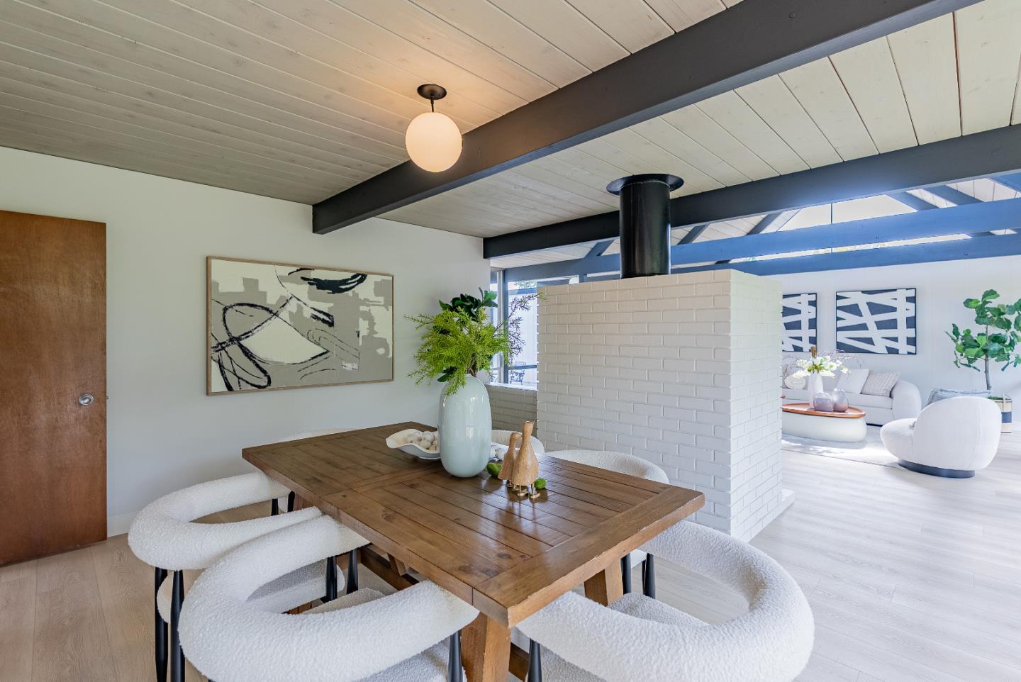 Detail Gallery Image 12 of 48 For 941 Pendleton Ave, Sunnyvale,  CA 94087 - 4 Beds | 2 Baths