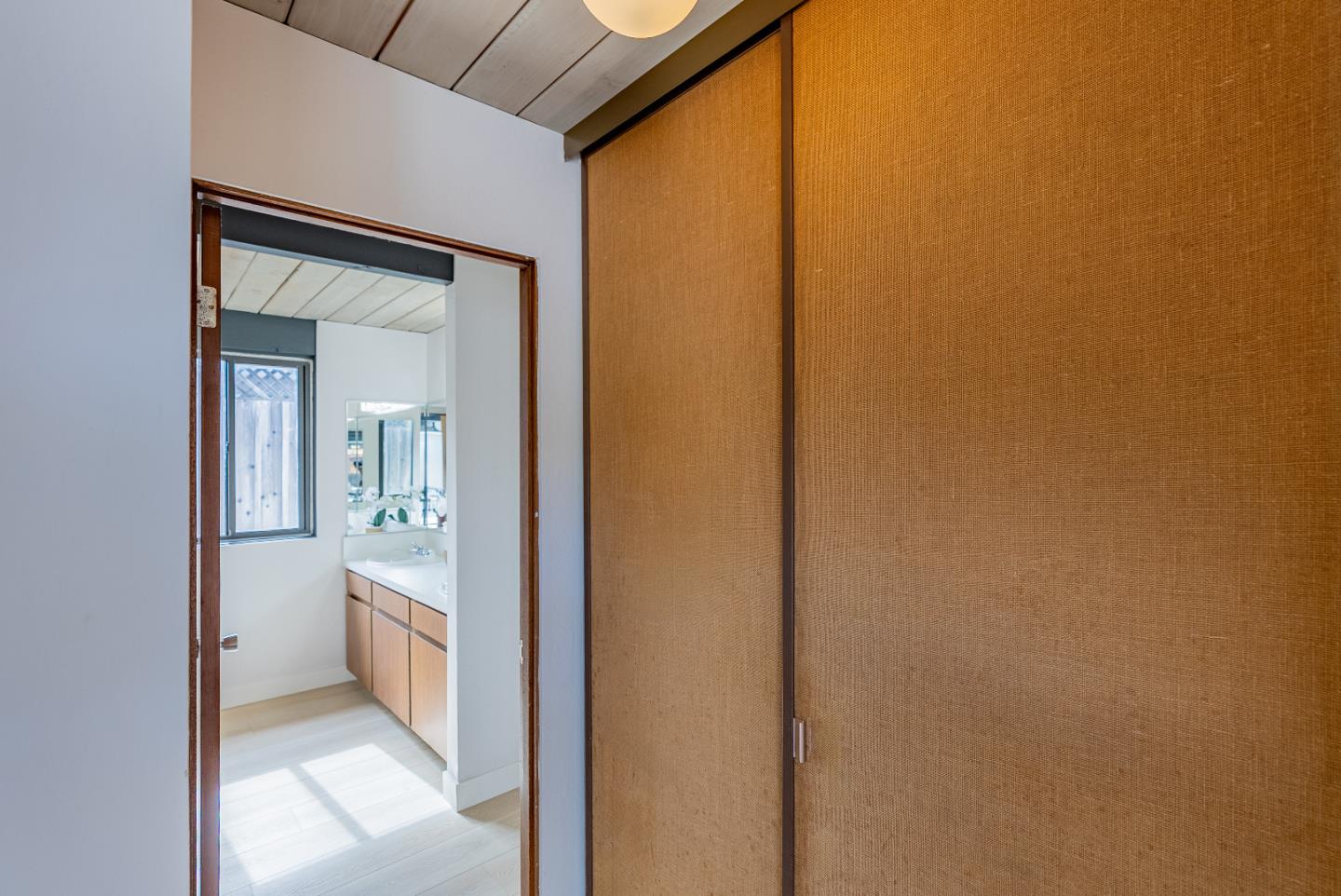Detail Gallery Image 29 of 48 For 941 Pendleton Ave, Sunnyvale,  CA 94087 - 4 Beds | 2 Baths