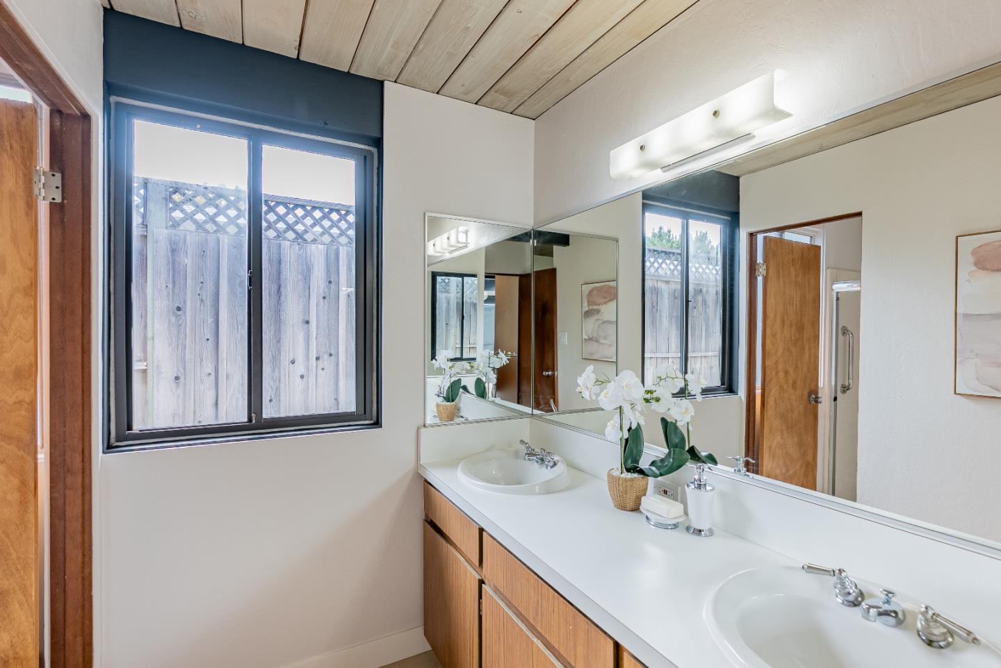 Detail Gallery Image 31 of 48 For 941 Pendleton Ave, Sunnyvale,  CA 94087 - 4 Beds | 2 Baths