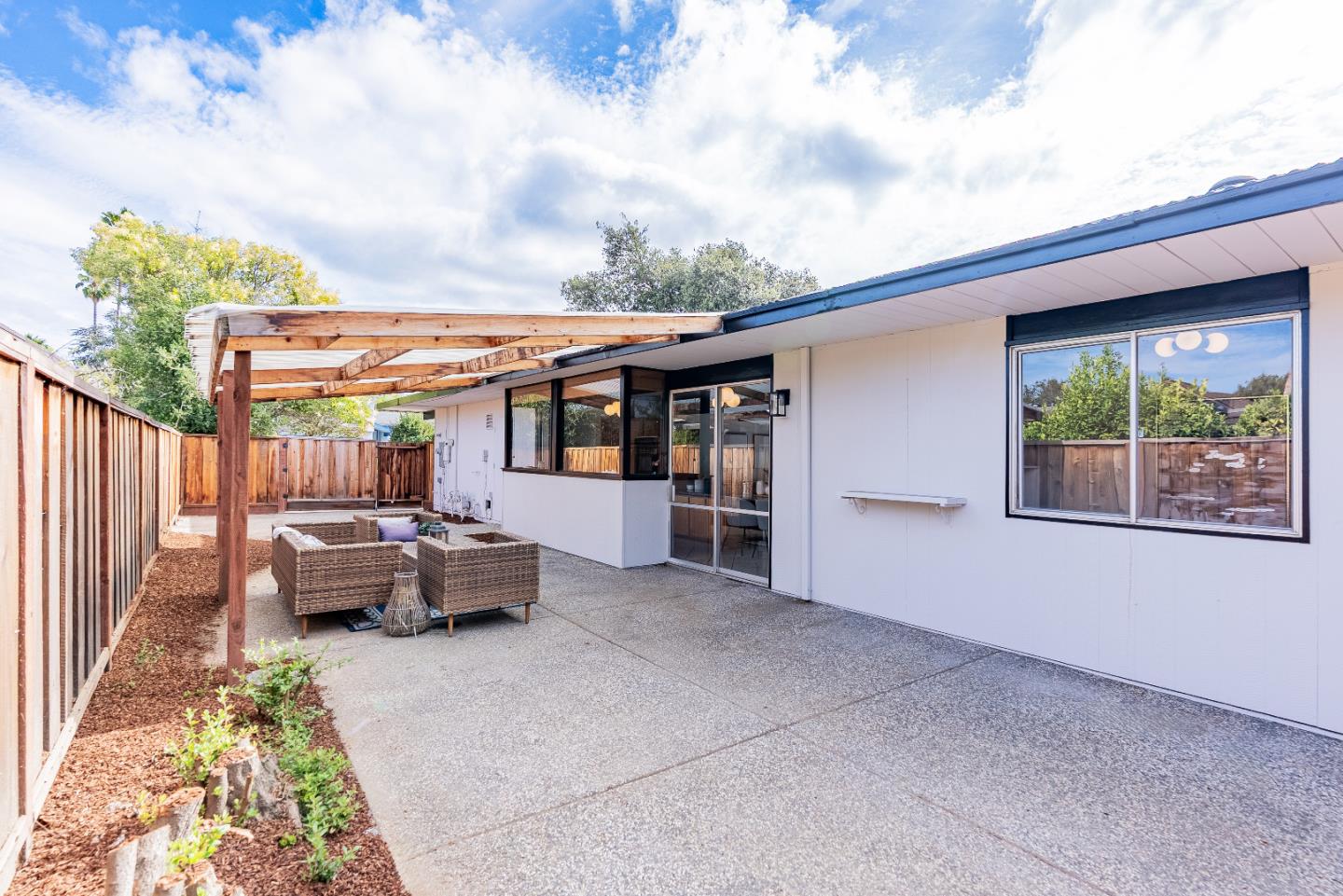 Detail Gallery Image 45 of 48 For 941 Pendleton Ave, Sunnyvale,  CA 94087 - 4 Beds | 2 Baths