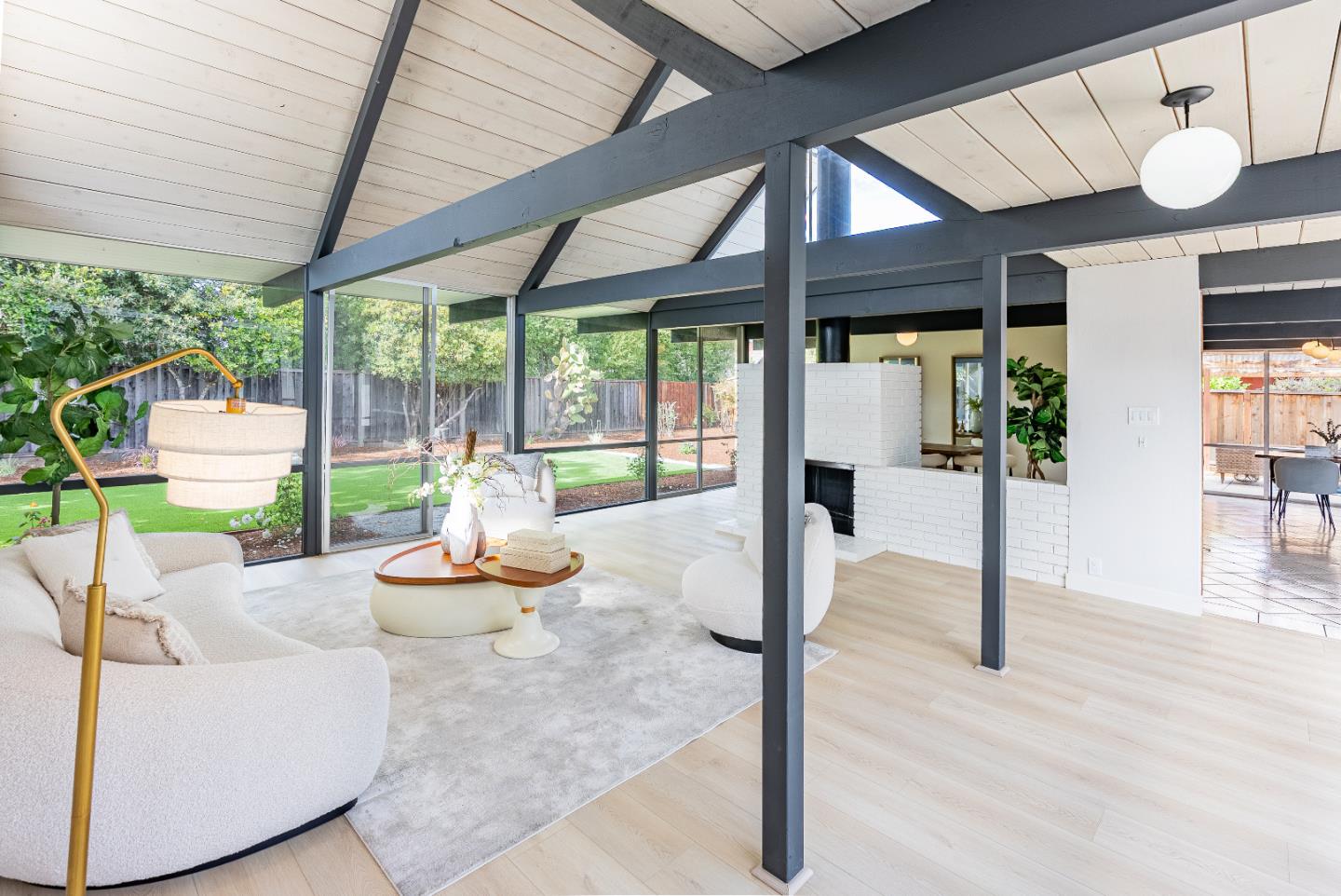 Detail Gallery Image 8 of 48 For 941 Pendleton Ave, Sunnyvale,  CA 94087 - 4 Beds | 2 Baths