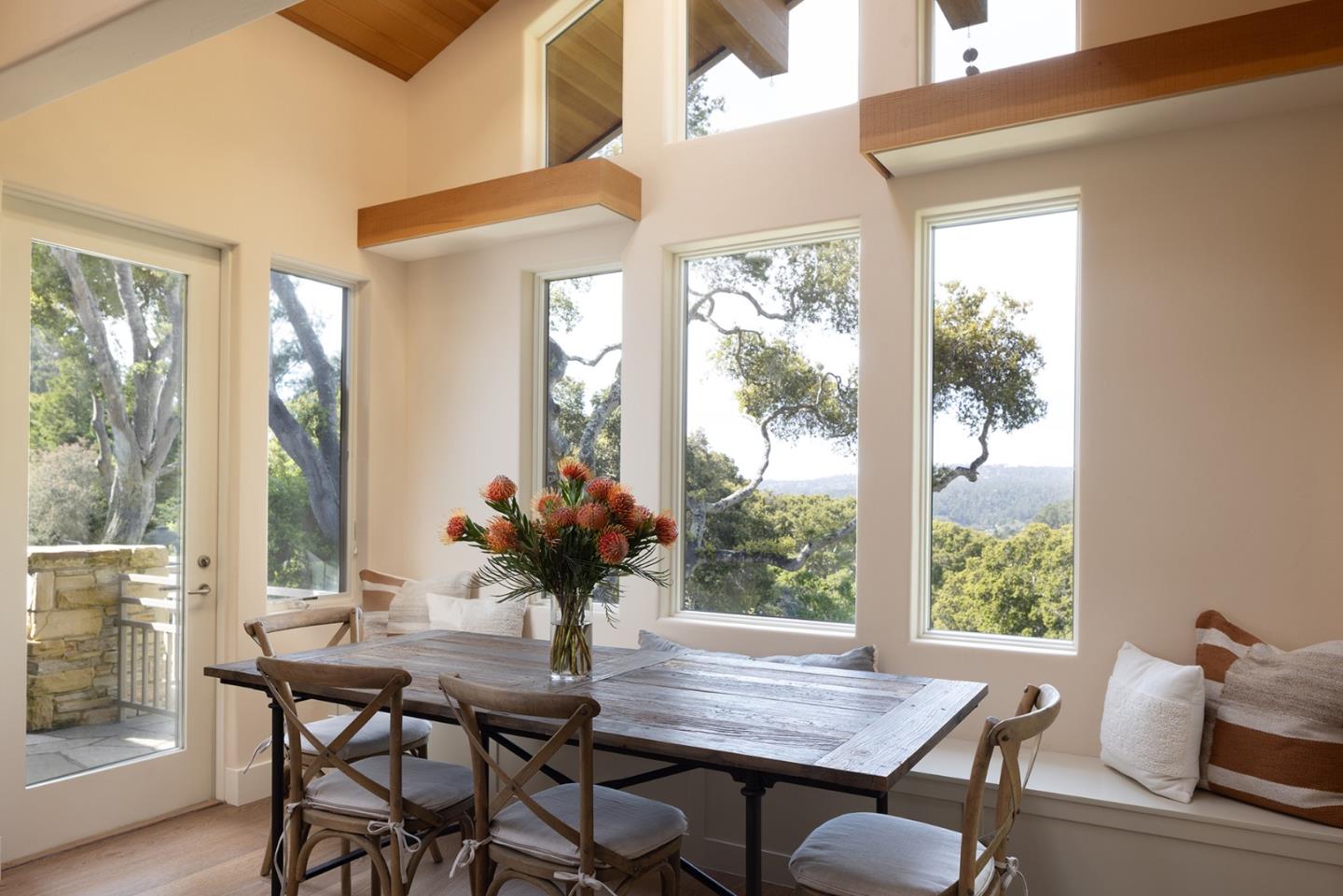 Detail Gallery Image 13 of 47 For 5466 Quail Way, Carmel Valley,  CA 93923 - 5 Beds | 5/3 Baths