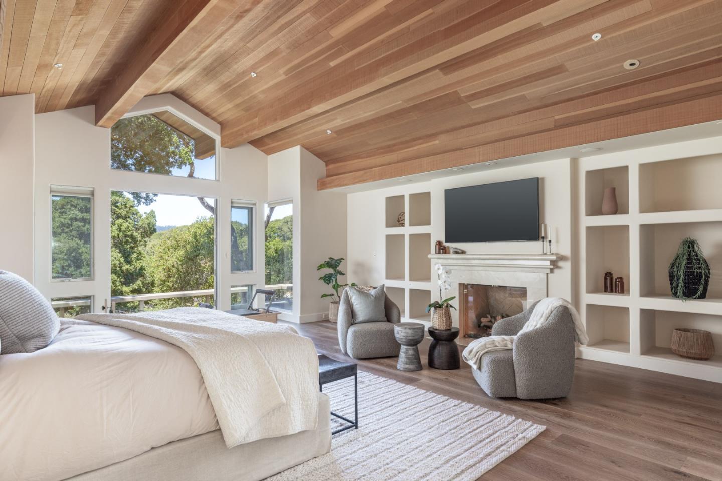 Detail Gallery Image 19 of 47 For 5466 Quail Way, Carmel Valley,  CA 93923 - 5 Beds | 5/3 Baths