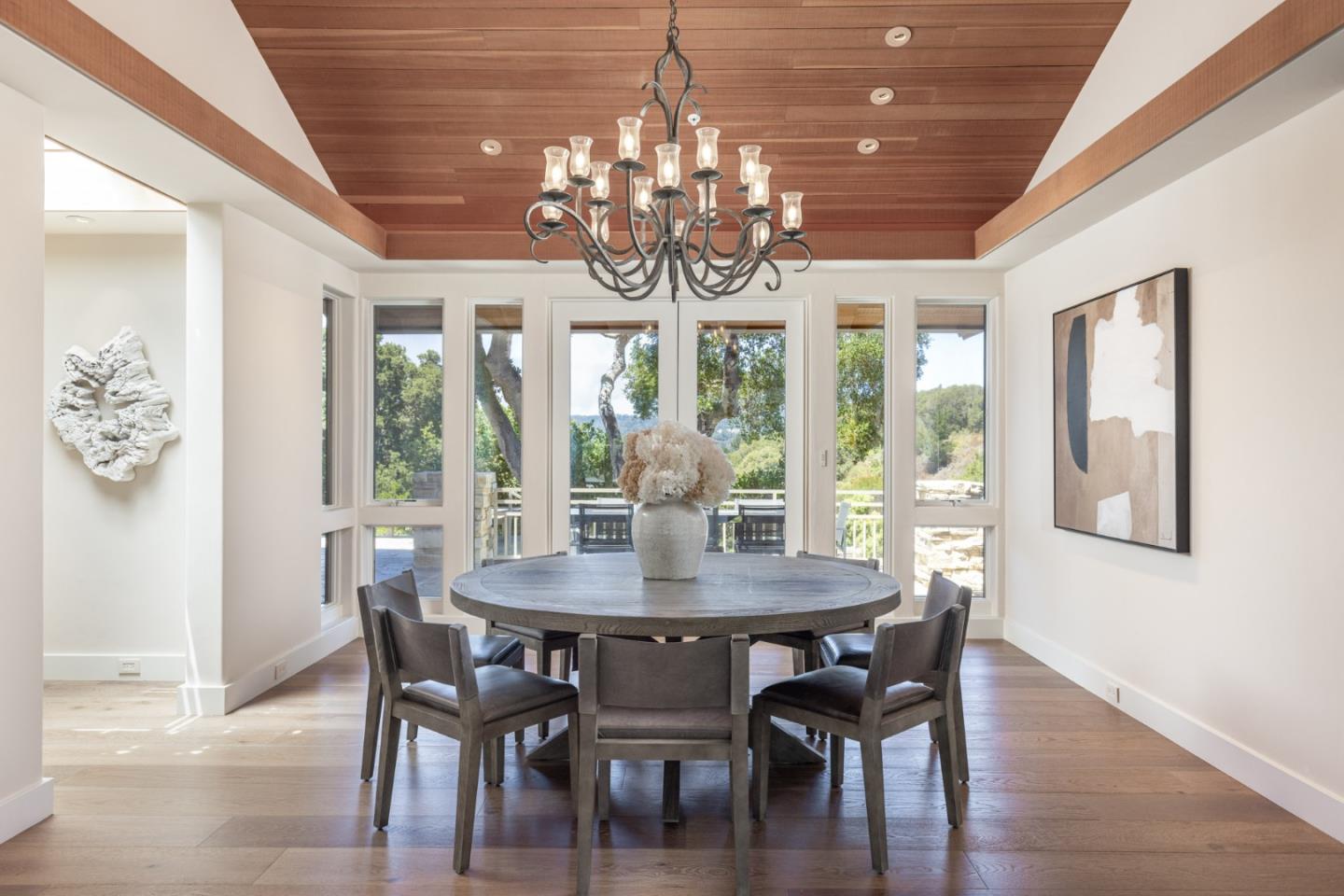 Detail Gallery Image 8 of 47 For 5466 Quail Way, Carmel Valley,  CA 93923 - 5 Beds | 5/3 Baths