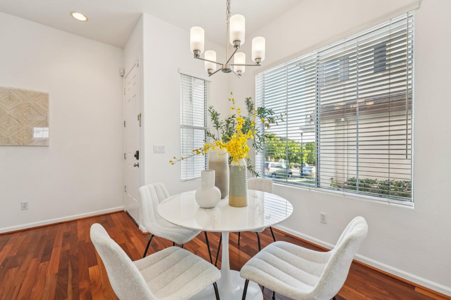 Detail Gallery Image 22 of 97 For 3455 Maroun Pl, San Jose,  CA 95148 - 3 Beds | 2/1 Baths
