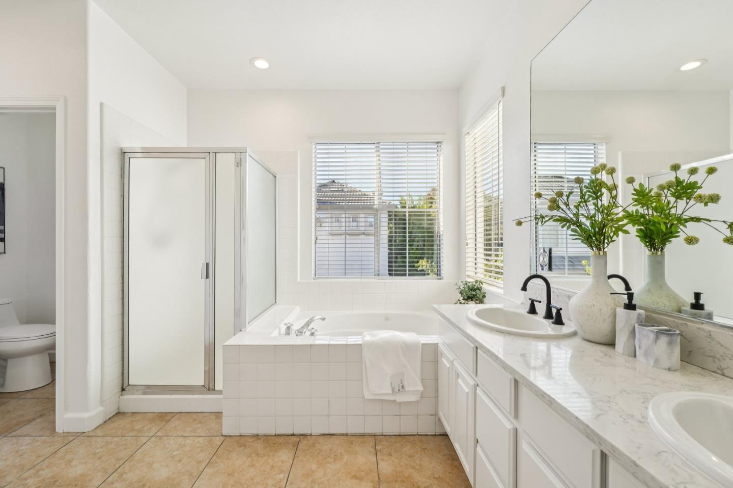 Detail Gallery Image 43 of 97 For 3455 Maroun Pl, San Jose,  CA 95148 - 3 Beds | 2/1 Baths