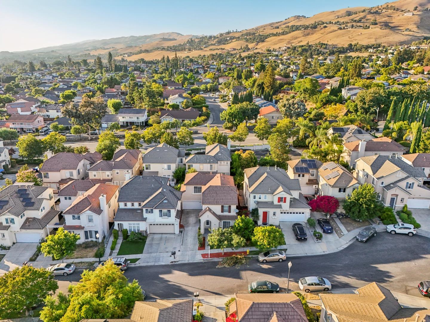Detail Gallery Image 90 of 97 For 3455 Maroun Pl, San Jose,  CA 95148 - 3 Beds | 2/1 Baths