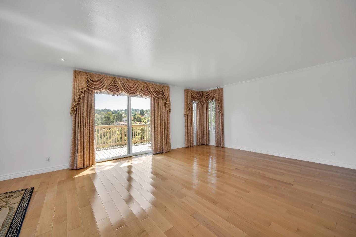 Detail Gallery Image 20 of 20 For 30 Bluebell Ln, Hillsborough,  CA 94010 - 4 Beds | 4/1 Baths