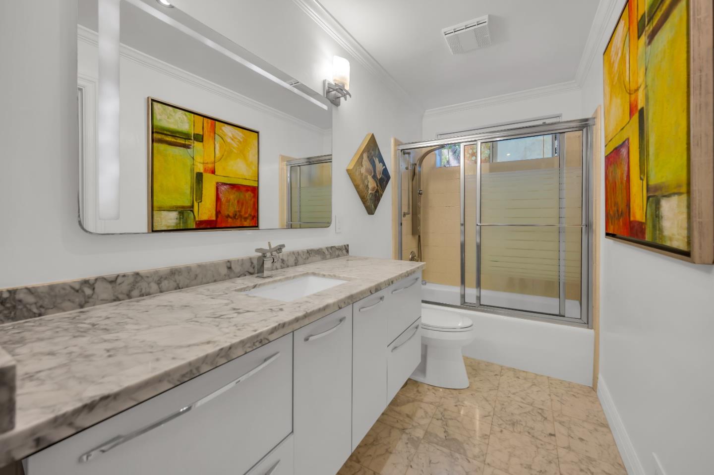 Detail Gallery Image 8 of 20 For 30 Bluebell Ln, Hillsborough,  CA 94010 - 4 Beds | 4/1 Baths
