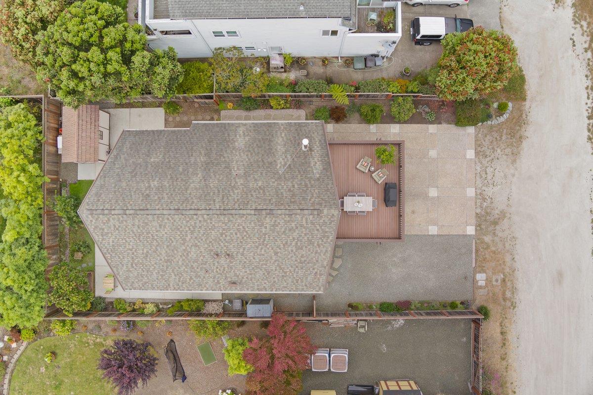 Detail Gallery Image 35 of 41 For 350 6th Ave, Half Moon Bay,  CA 94019 - 3 Beds | 2/1 Baths
