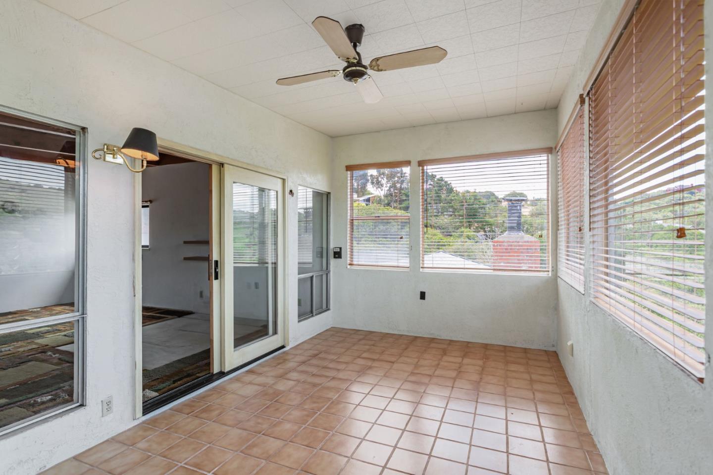 Detail Gallery Image 15 of 23 For 105 Laureles Grade, Salinas,  CA 93908 - 5 Beds | 3/1 Baths
