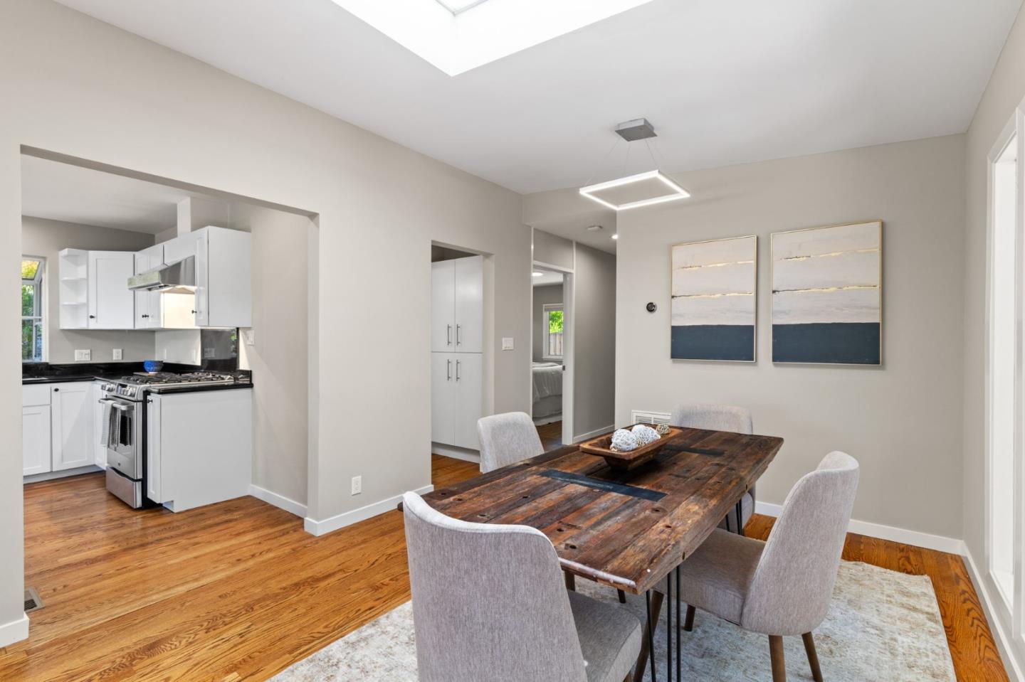Detail Gallery Image 15 of 31 For 777 Bayview Way, Redwood City,  CA 94062 - 3 Beds | 2 Baths