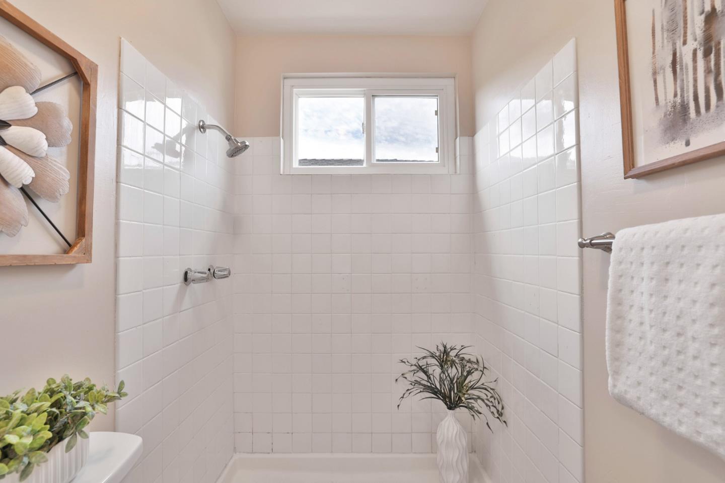 Detail Gallery Image 15 of 24 For 5348 Rimwood Dr, San Jose,  CA 95118 - 3 Beds | 2 Baths