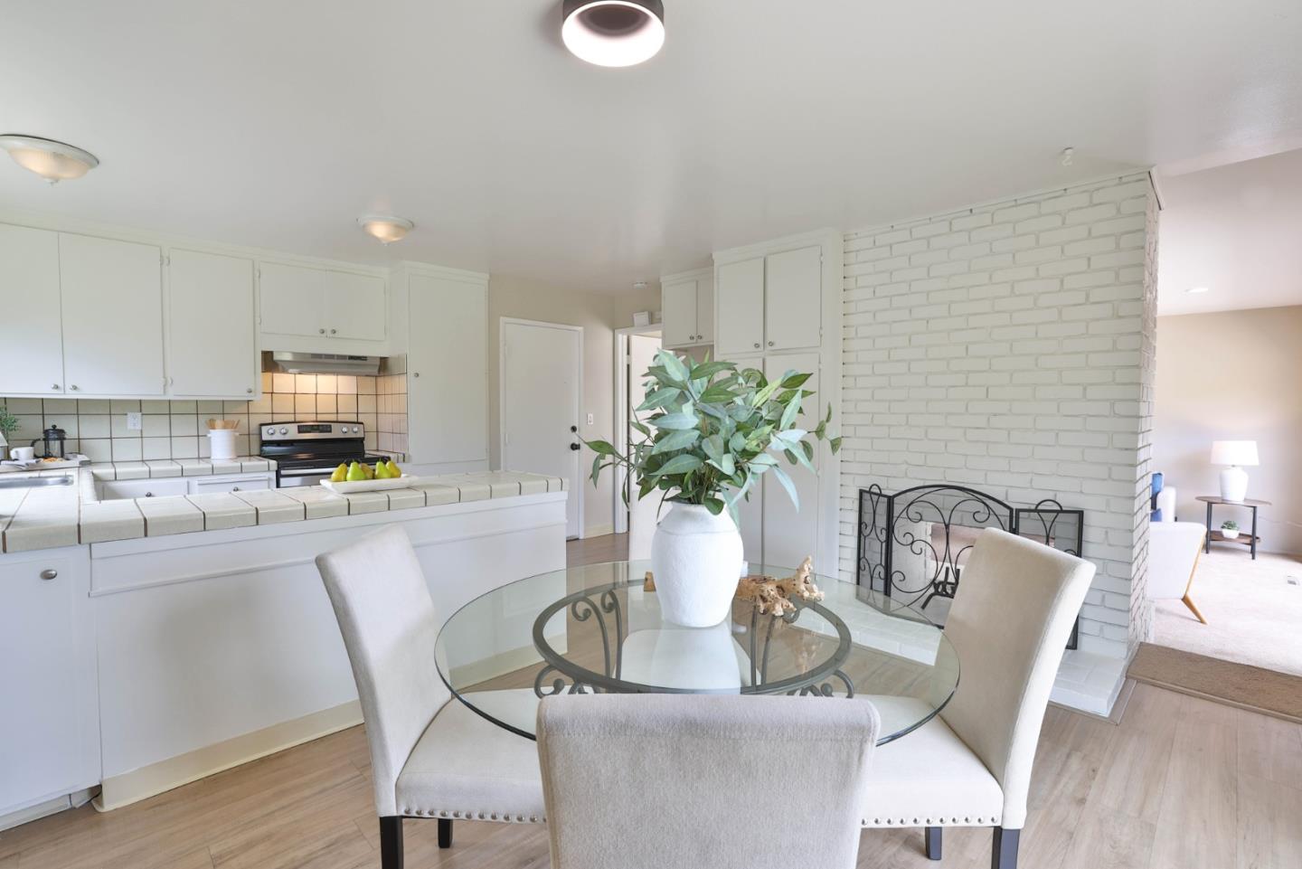 Detail Gallery Image 8 of 24 For 5348 Rimwood Dr, San Jose,  CA 95118 - 3 Beds | 2 Baths