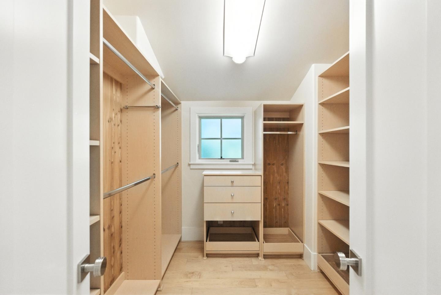 Detail Gallery Image 24 of 46 For 1630 Portola Ave, Palo Alto,  CA 94306 - 4 Beds | 4 Baths