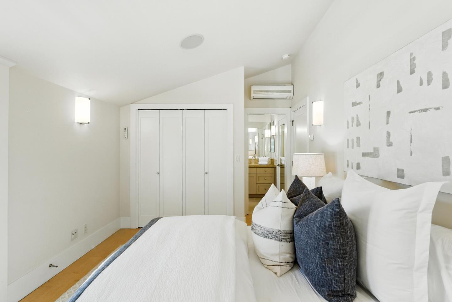 Detail Gallery Image 28 of 46 For 1630 Portola Ave, Palo Alto,  CA 94306 - 4 Beds | 4 Baths