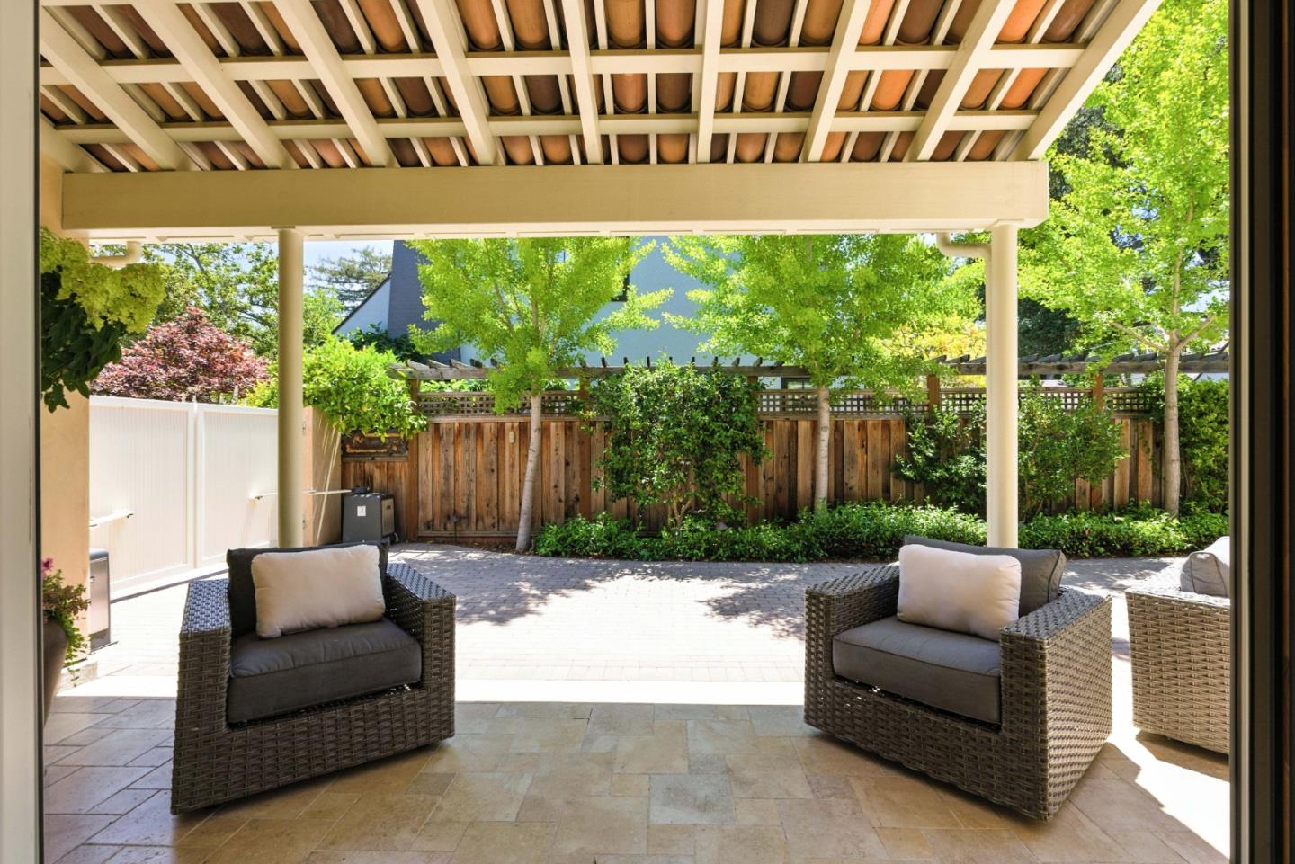 Detail Gallery Image 39 of 46 For 1630 Portola Ave, Palo Alto,  CA 94306 - 4 Beds | 4 Baths