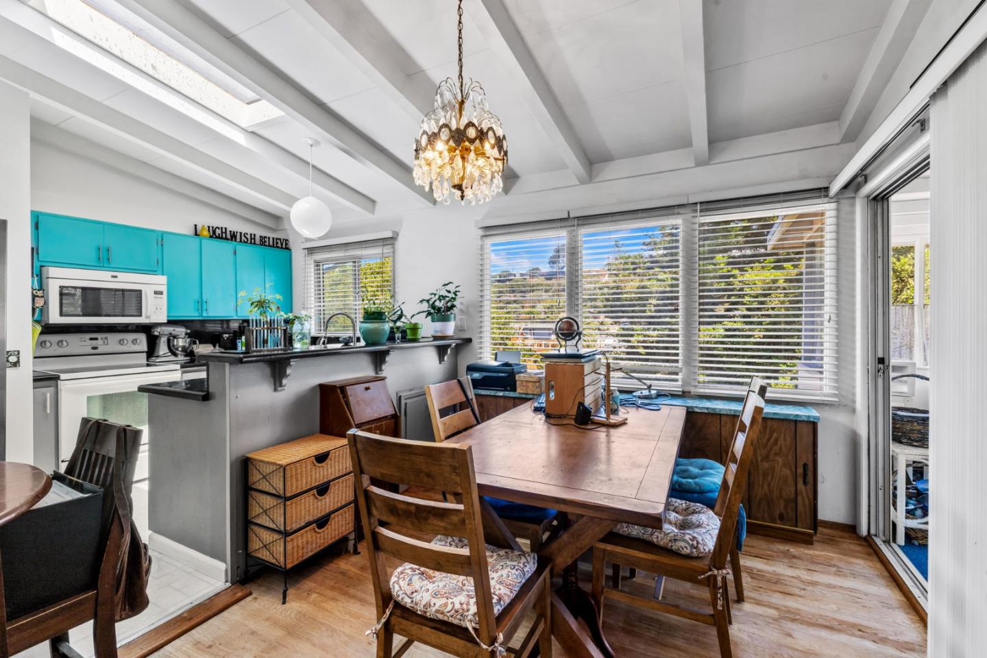 Detail Gallery Image 16 of 54 For 996 via Verde, Del Rey Oaks,  CA 93940 - 4 Beds | 2 Baths