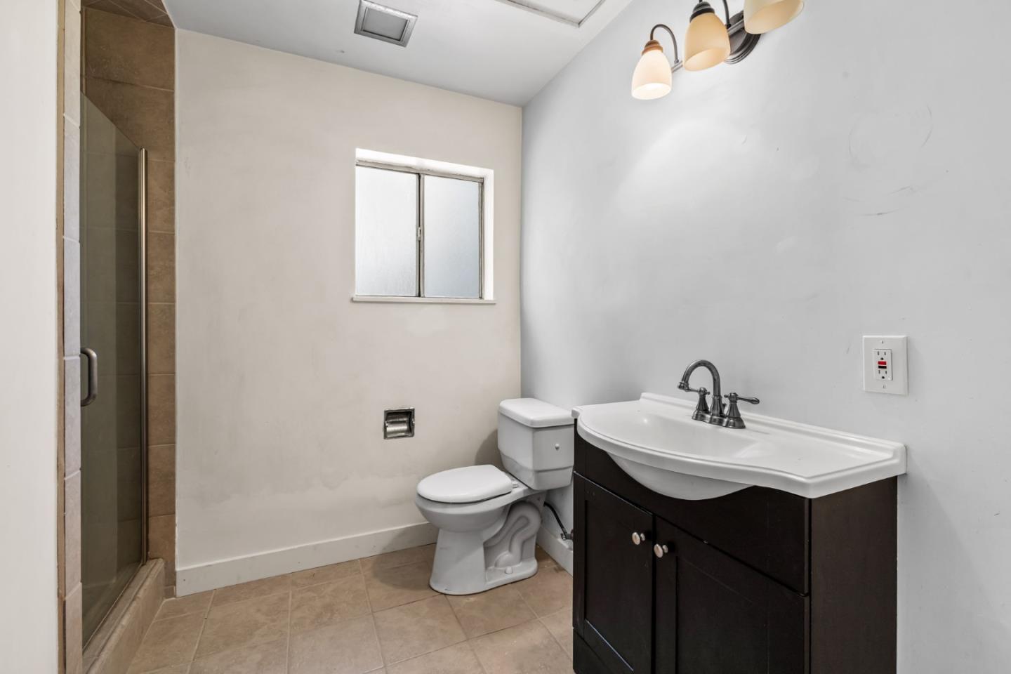 Detail Gallery Image 34 of 54 For 996 via Verde, Del Rey Oaks,  CA 93940 - 4 Beds | 2 Baths