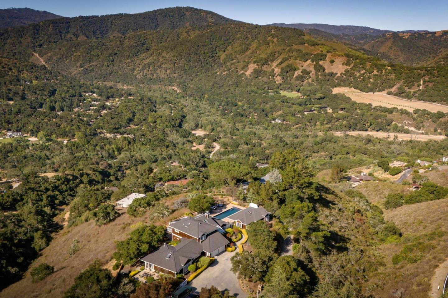Detail Gallery Image 11 of 37 For 15340 via Los Tulares, Carmel Valley,  CA 93924 - 4 Beds | 3/1 Baths