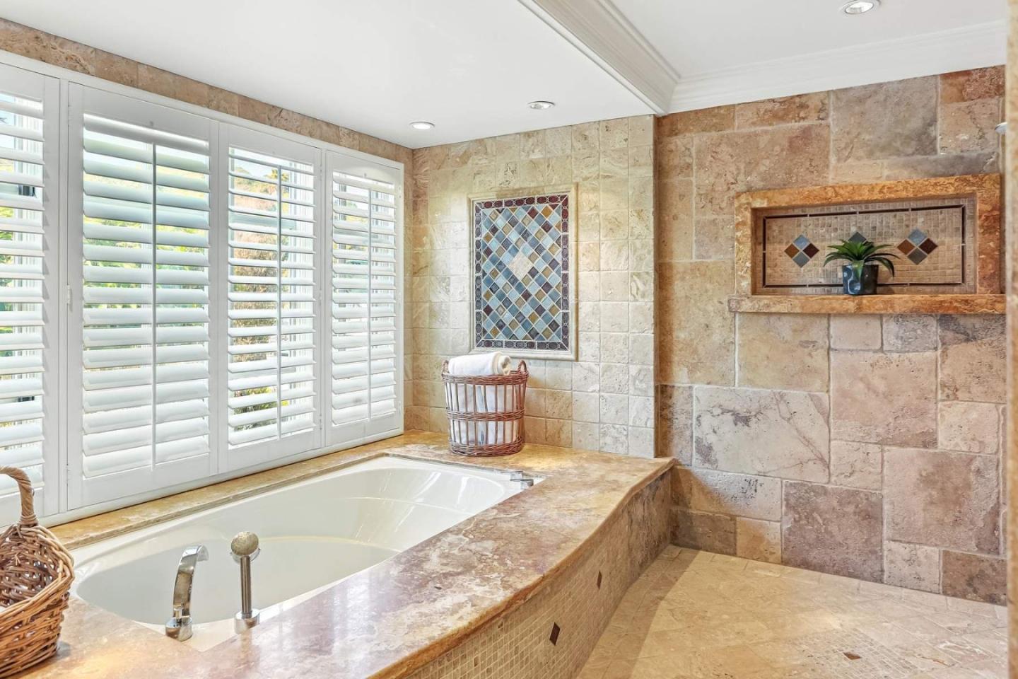 Detail Gallery Image 23 of 37 For 15340 via Los Tulares, Carmel Valley,  CA 93924 - 4 Beds | 3/1 Baths