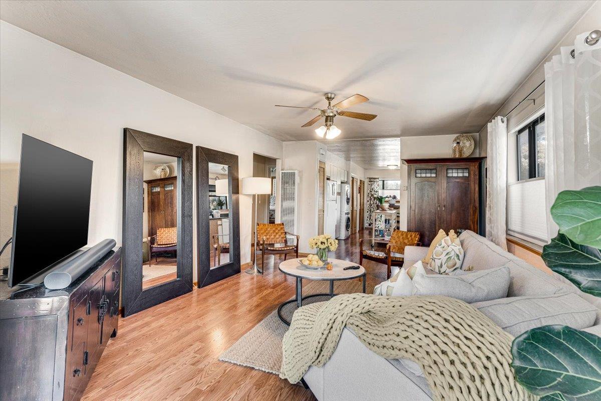 Detail Gallery Image 3 of 45 For 522 Oak Dr, Capitola,  CA 95010 - – Beds | – Baths