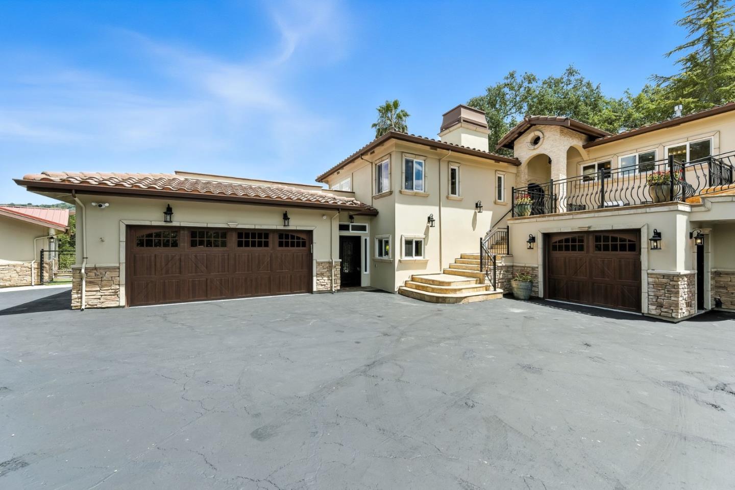 Detail Gallery Image 1 of 59 For 18702 Bear Creek Rd, Los Gatos,  CA 95033 - 4 Beds | 4 Baths