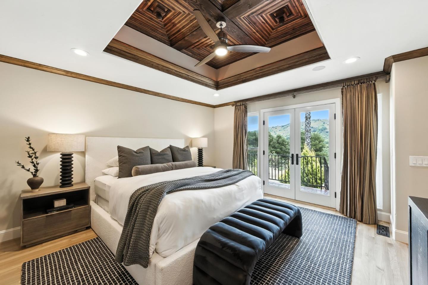 Detail Gallery Image 25 of 59 For 18702 Bear Creek Rd, Los Gatos,  CA 95033 - 4 Beds | 4 Baths