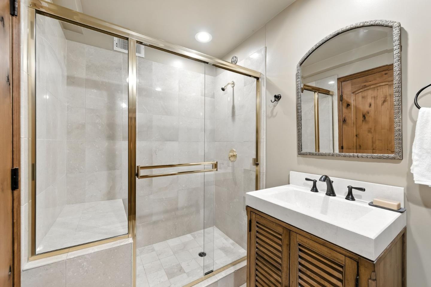 Detail Gallery Image 34 of 59 For 18702 Bear Creek Rd, Los Gatos,  CA 95033 - 4 Beds | 4 Baths
