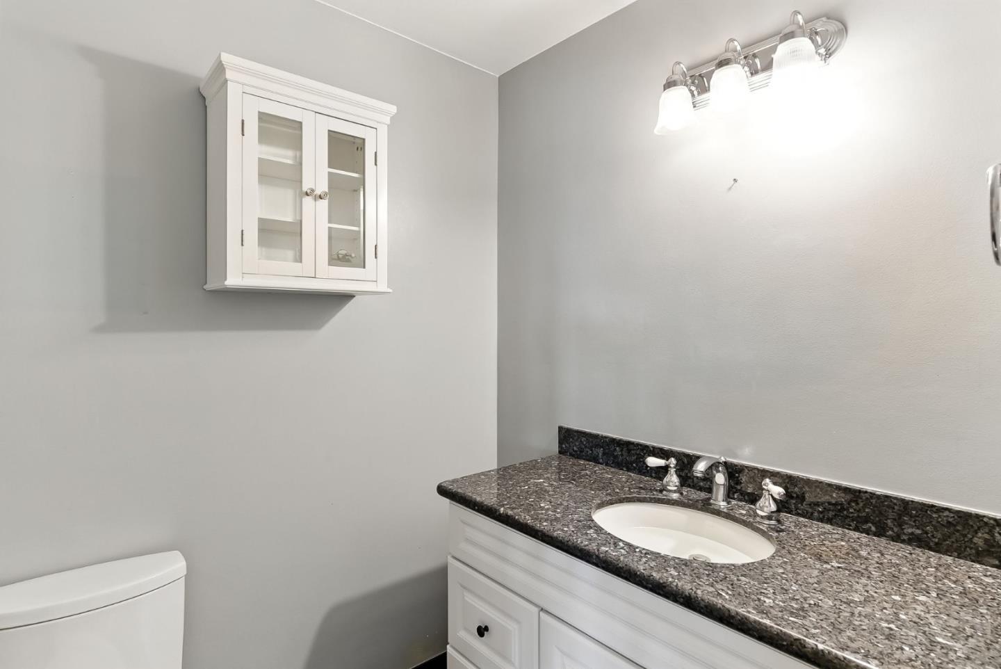 Detail Gallery Image 14 of 48 For 1675 Escalante Way, Burlingame,  CA 94010 - 4 Beds | 2/1 Baths