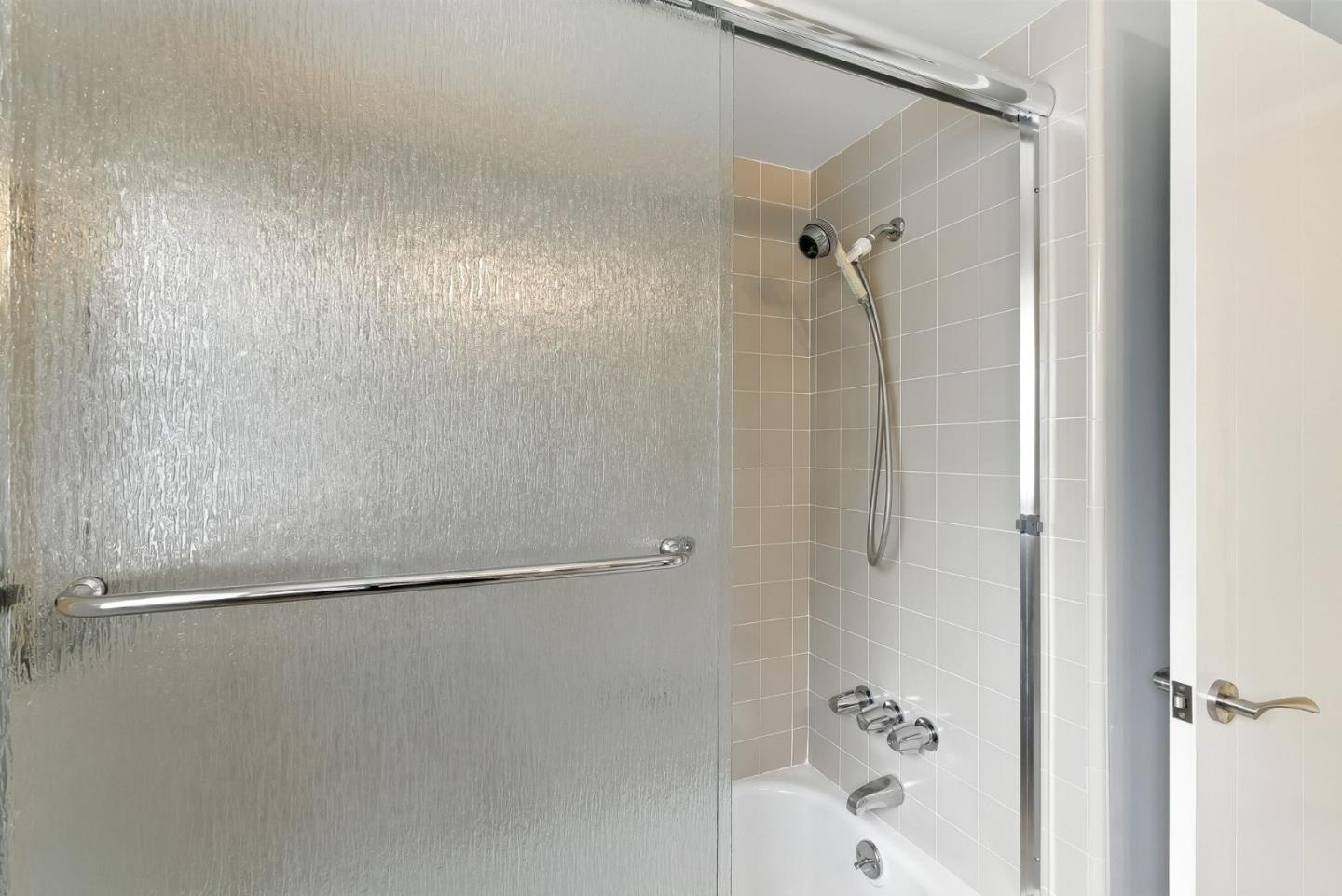 Detail Gallery Image 22 of 48 For 1675 Escalante Way, Burlingame,  CA 94010 - 4 Beds | 2/1 Baths
