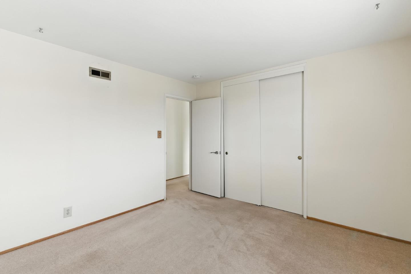 Detail Gallery Image 24 of 48 For 1675 Escalante Way, Burlingame,  CA 94010 - 4 Beds | 2/1 Baths