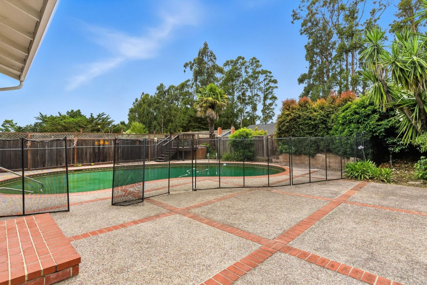 Detail Gallery Image 32 of 48 For 1675 Escalante Way, Burlingame,  CA 94010 - 4 Beds | 2/1 Baths