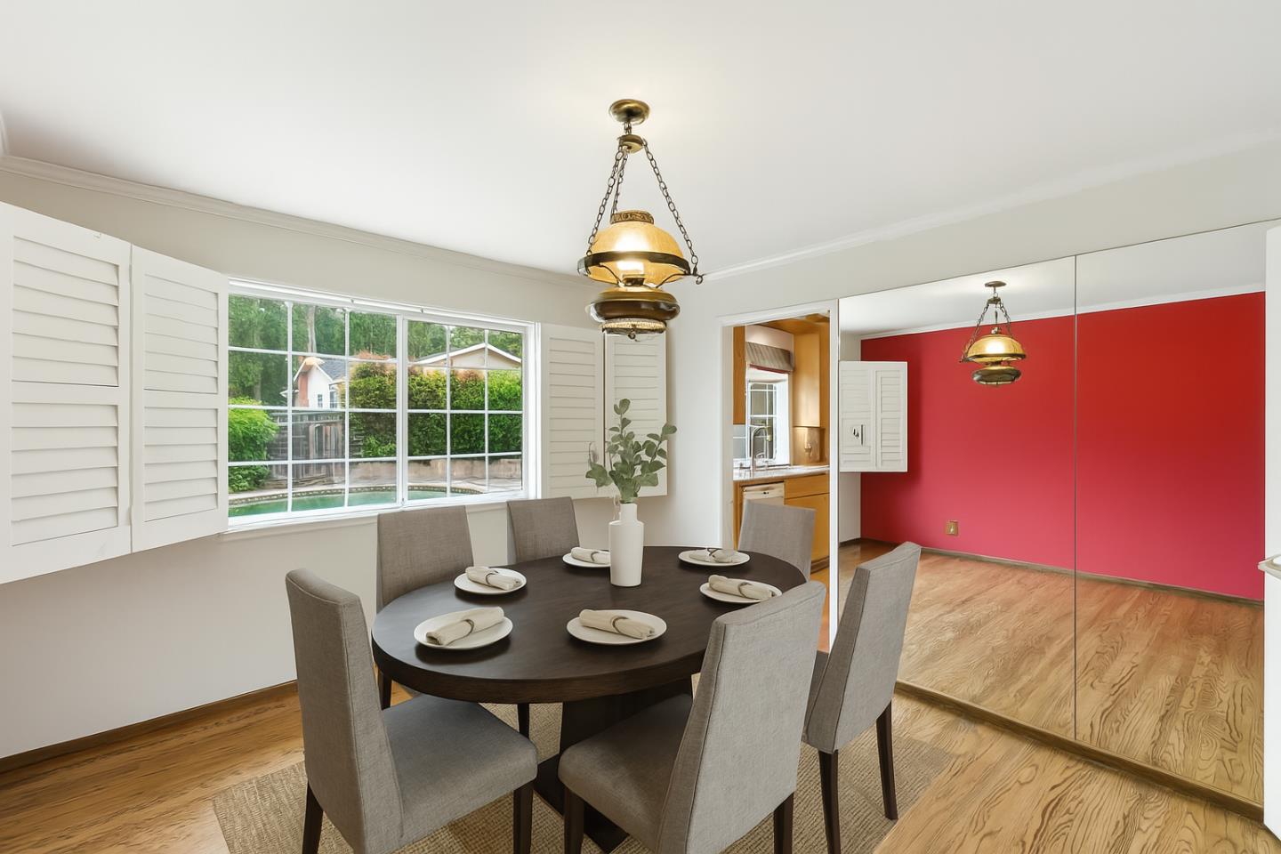 Detail Gallery Image 6 of 48 For 1675 Escalante Way, Burlingame,  CA 94010 - 4 Beds | 2/1 Baths